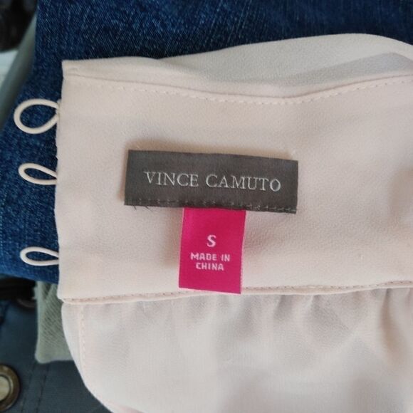 Vince Camuto top  - Picture 4 of 4